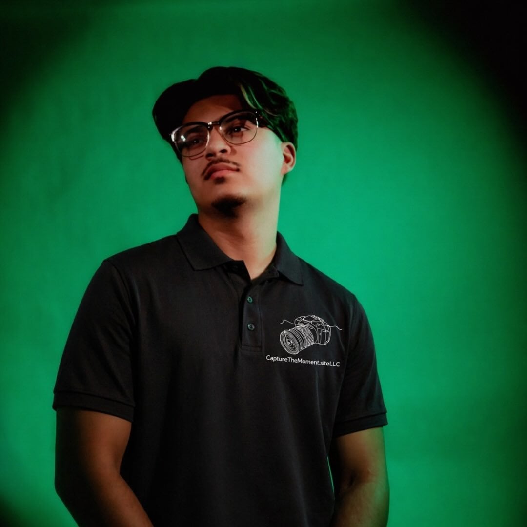 Sammy Cruz, portrait